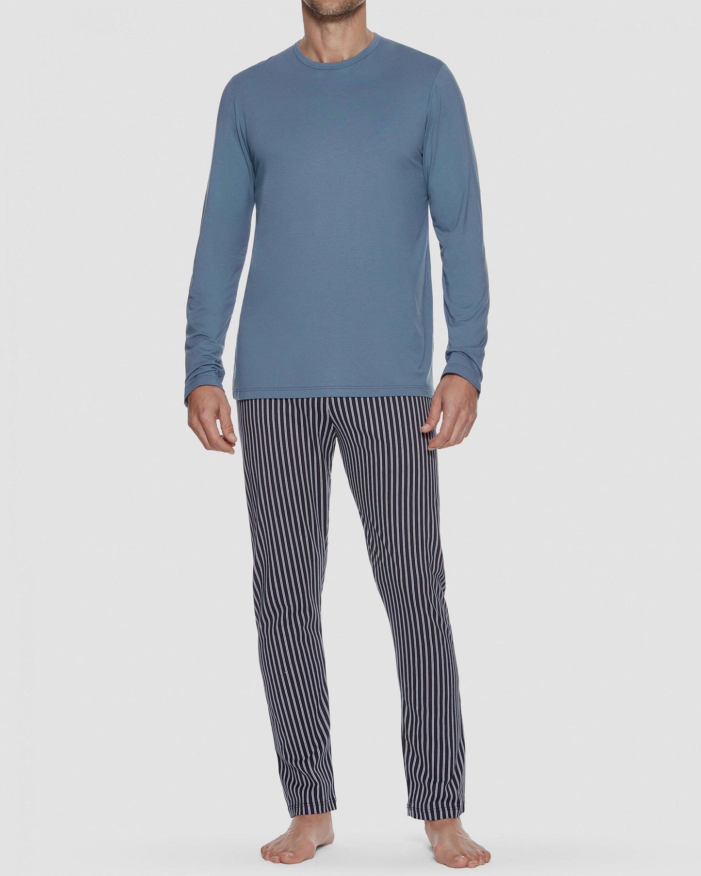 Pijama de hombre de pantalón largo y manga larga de Impetus IM1551M0800 en algodón biológico
