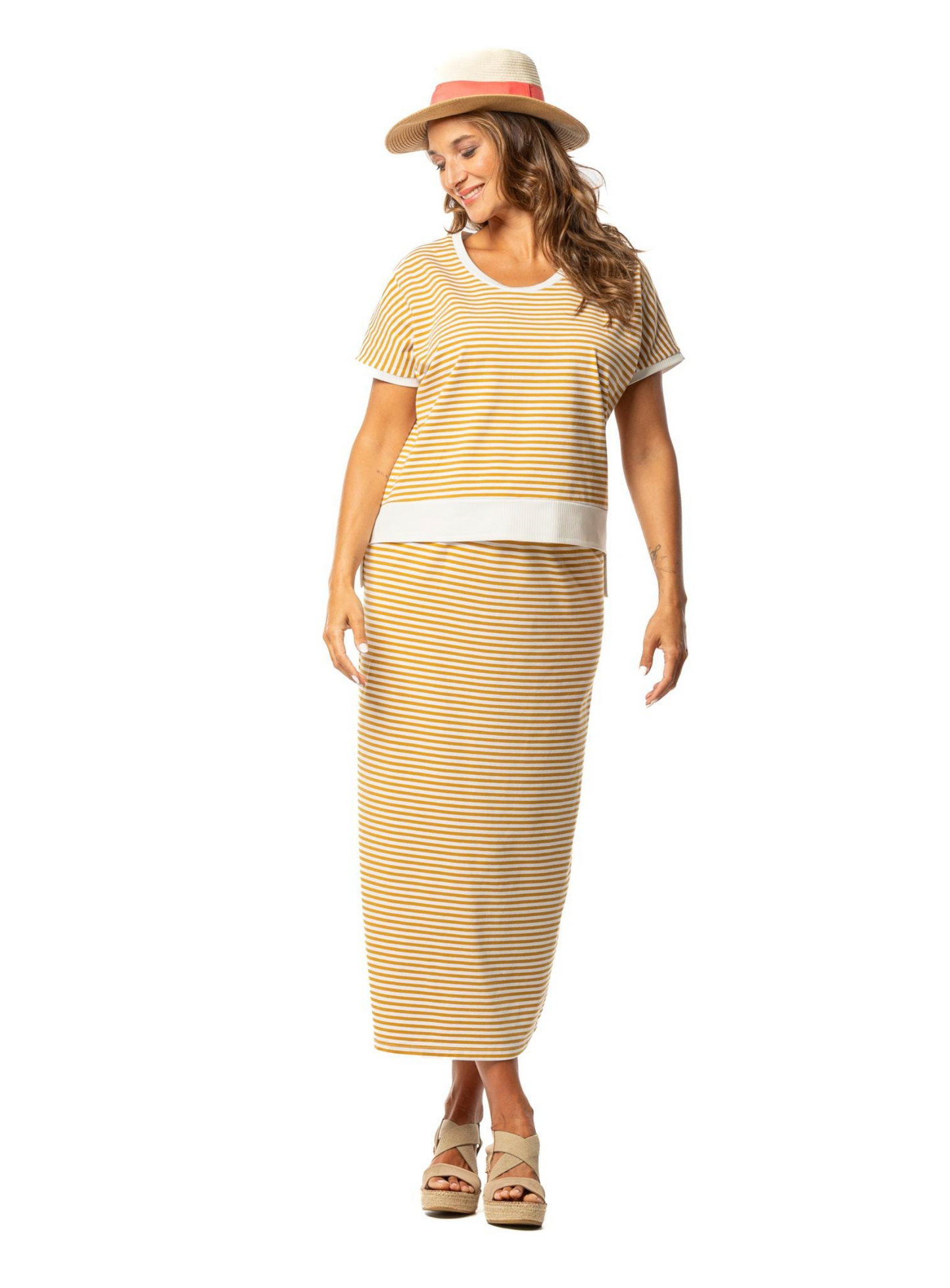 Conjunto de falda y camiseta de punto 251221 de Señoretta