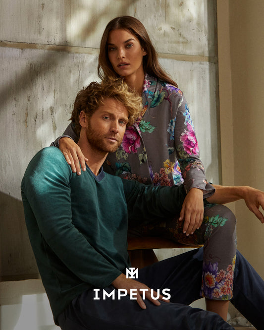 Pijama largo de mujer abierto en modal de IMPETUS IM8587N9200