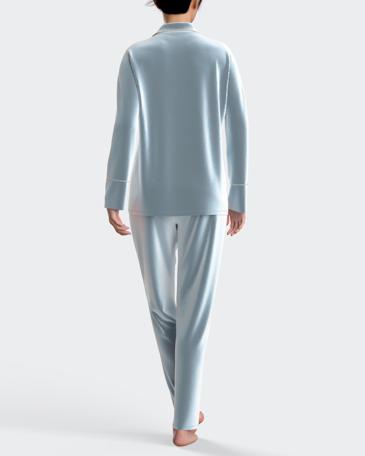 Pijama largo de mujer abierto en terciopelo de IMPETUS IM8587N9800