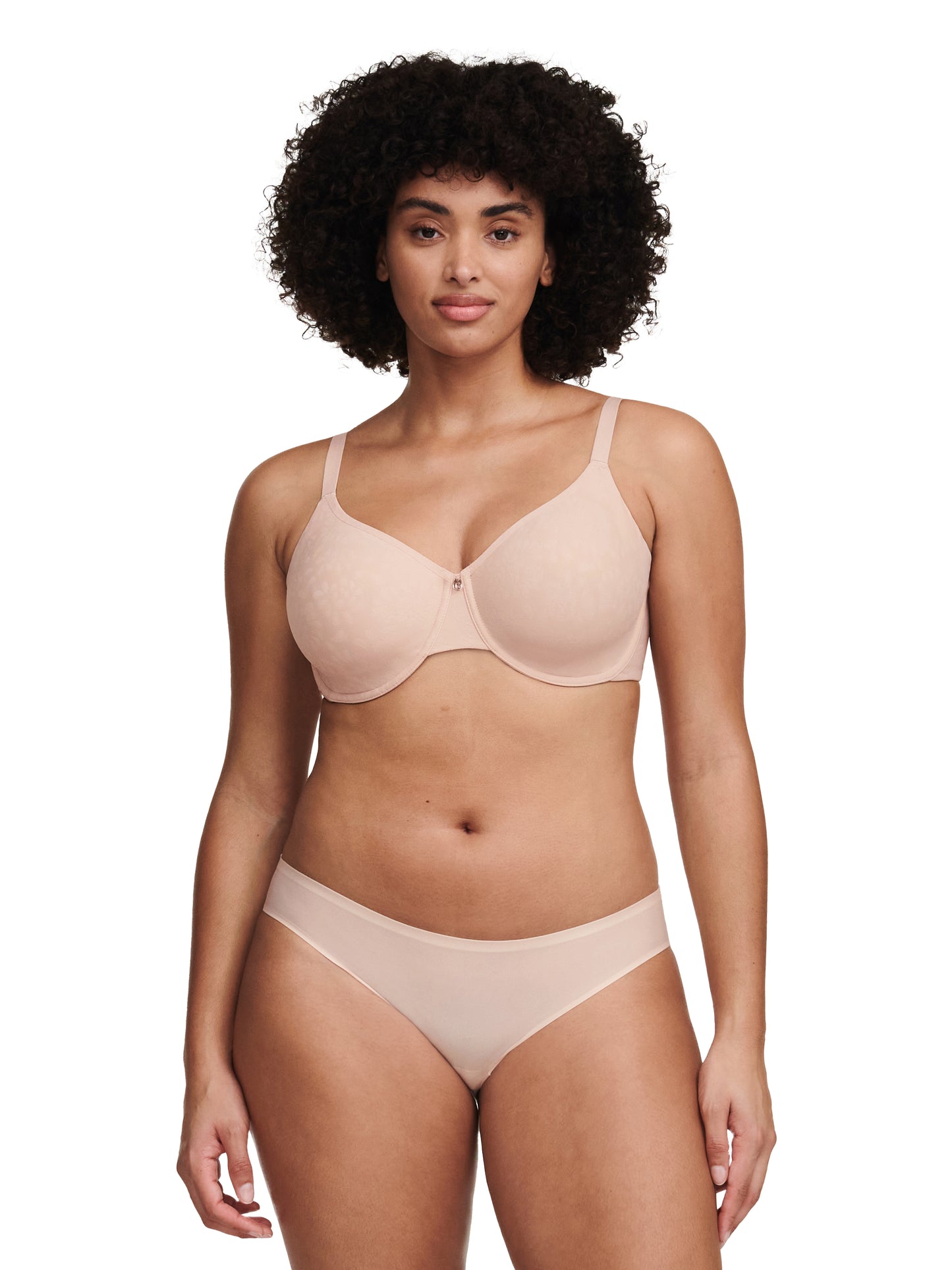 Sujetador reductor con copa ajustada Comfort Chic de Chantelle C18J20