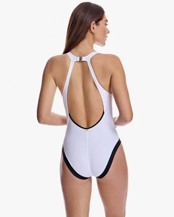 Bañador con escote en pico y copas W251617 de Ory