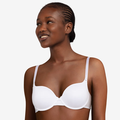 Sujetador MULTIPOSICIÓN cubriente con copa MISS JOY de Passionata