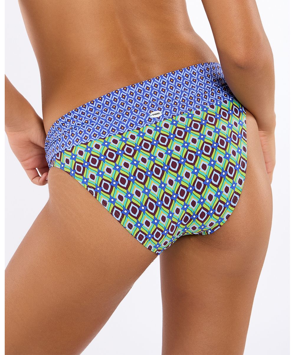 Braga de bikini media 5113240 Calis de Onades by Red Point