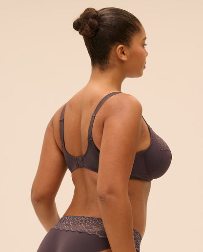 Sujetador gran capacidad con aro y sin copa CARESSE de Simone Pérèle 12A320